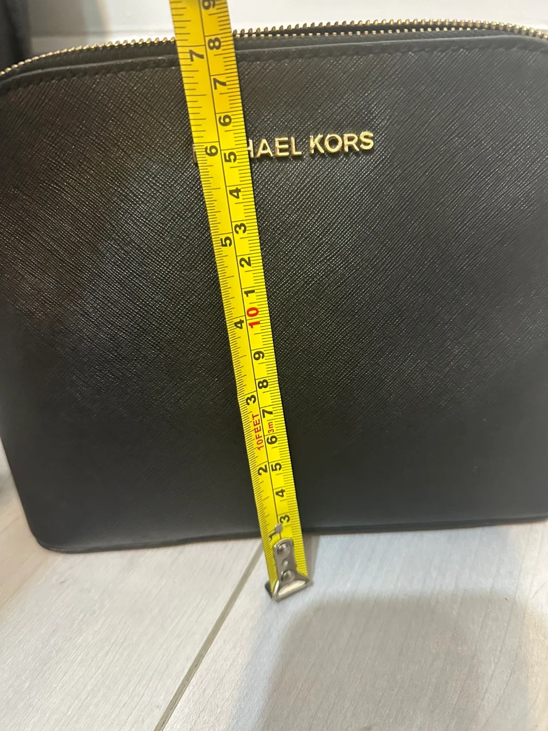Michael Kors Black Crossbody Bag image indicator(9)