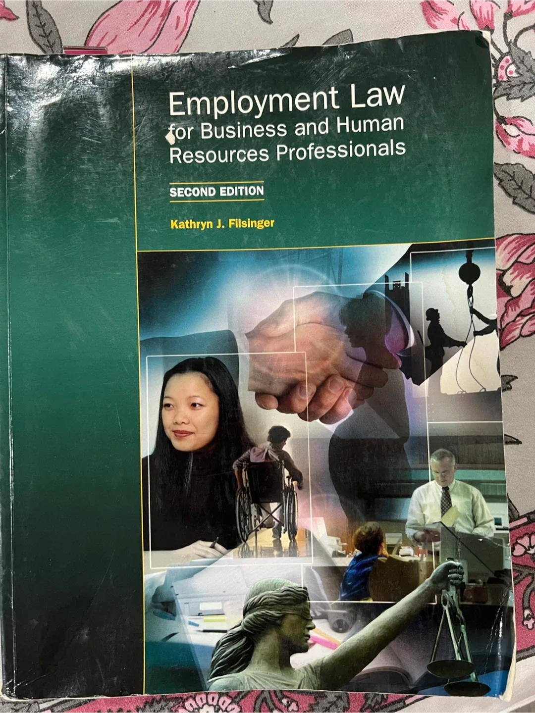 Paralegal textbook/law textbook