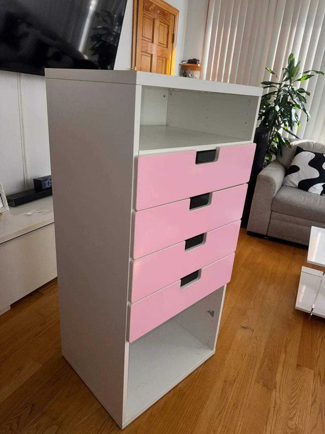 White & Pink 4-Drawer Storage Unit image indicator(2)