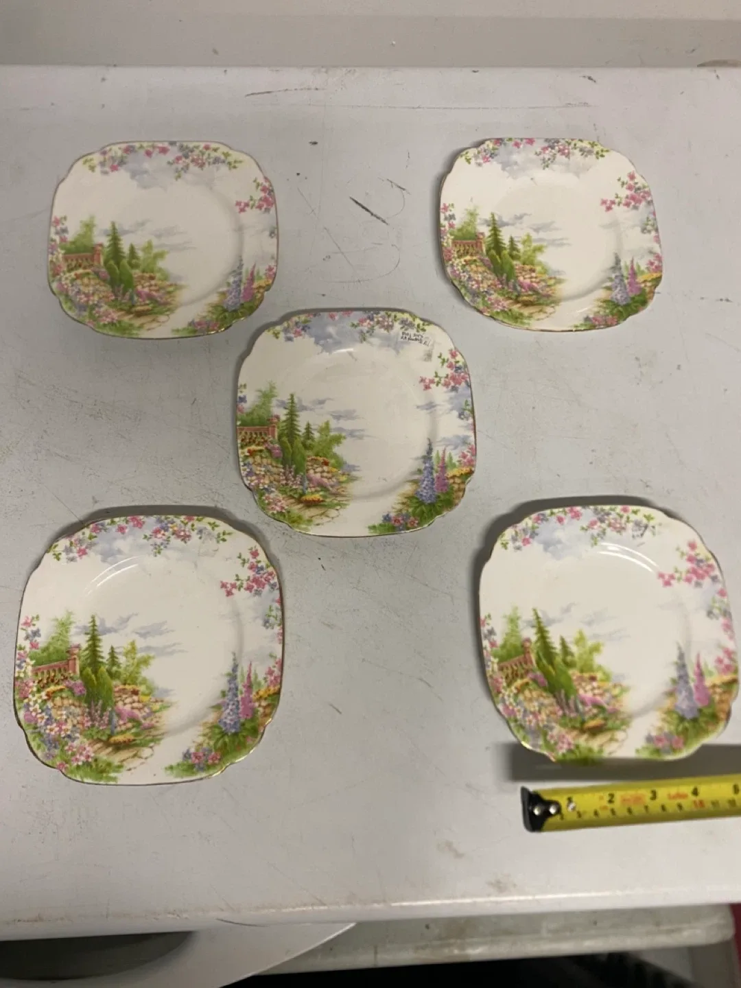 Royal Albert Kentish Rockery Plates (5) image indicator(2)