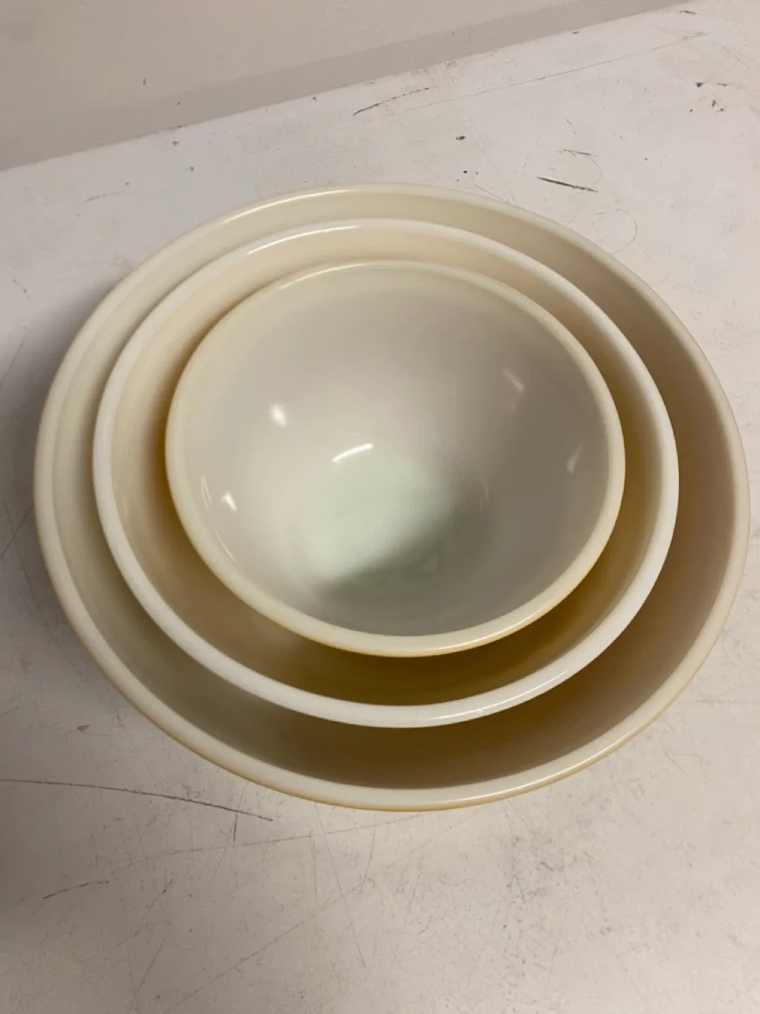 Vintage Pyrex Mixing Bowl Set image indicator(2)