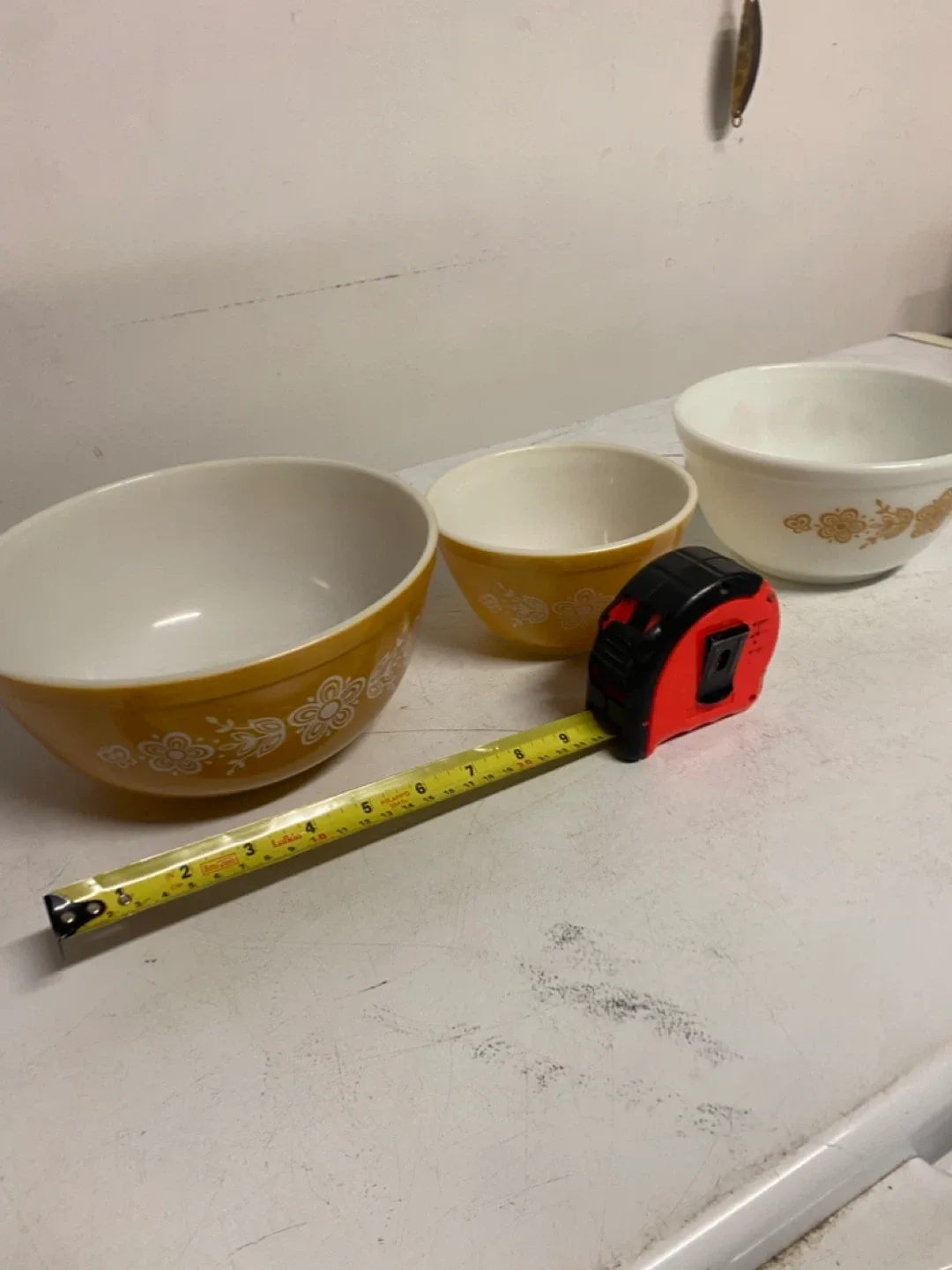 Vintage Pyrex Mixing Bowl Set image indicator(3)