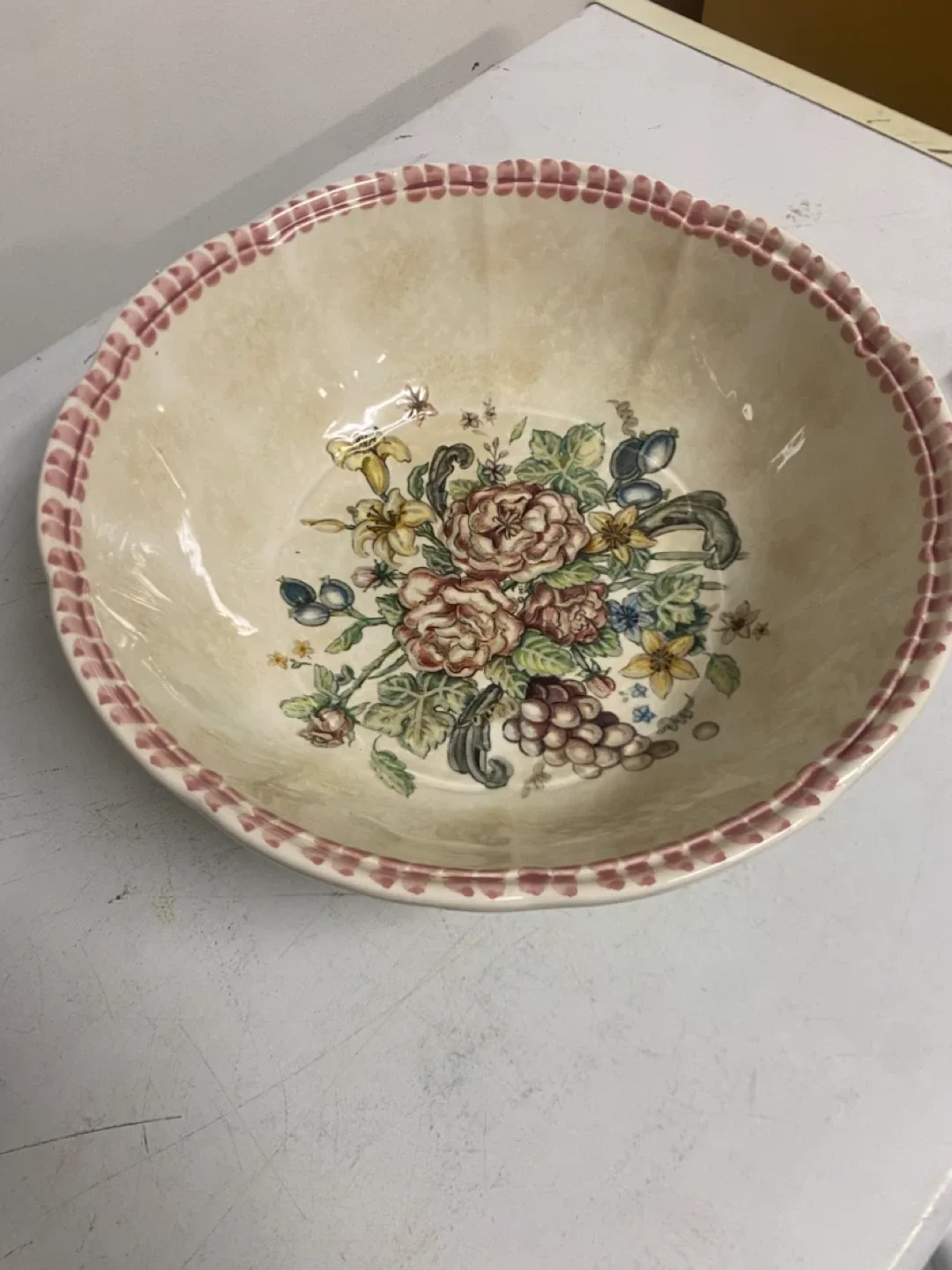 Made in Italy Large Nesting Bowls and image indicator(4)