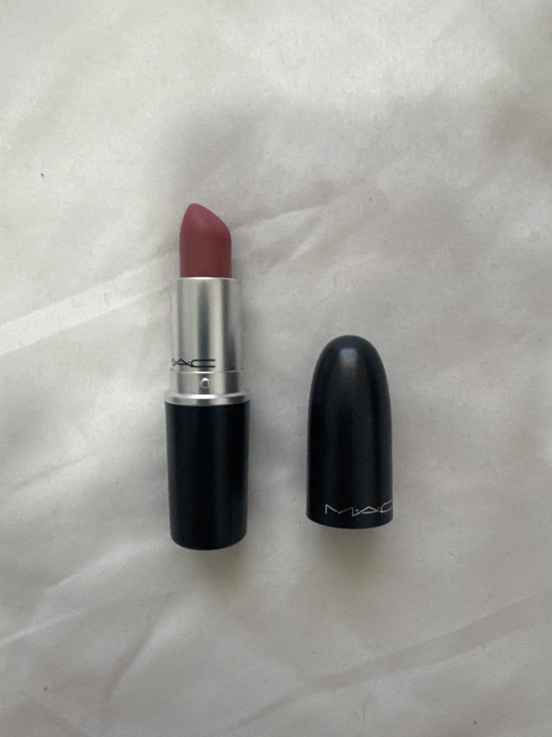 MAC Matte Lipstick - Velvet Teddy - photo 4