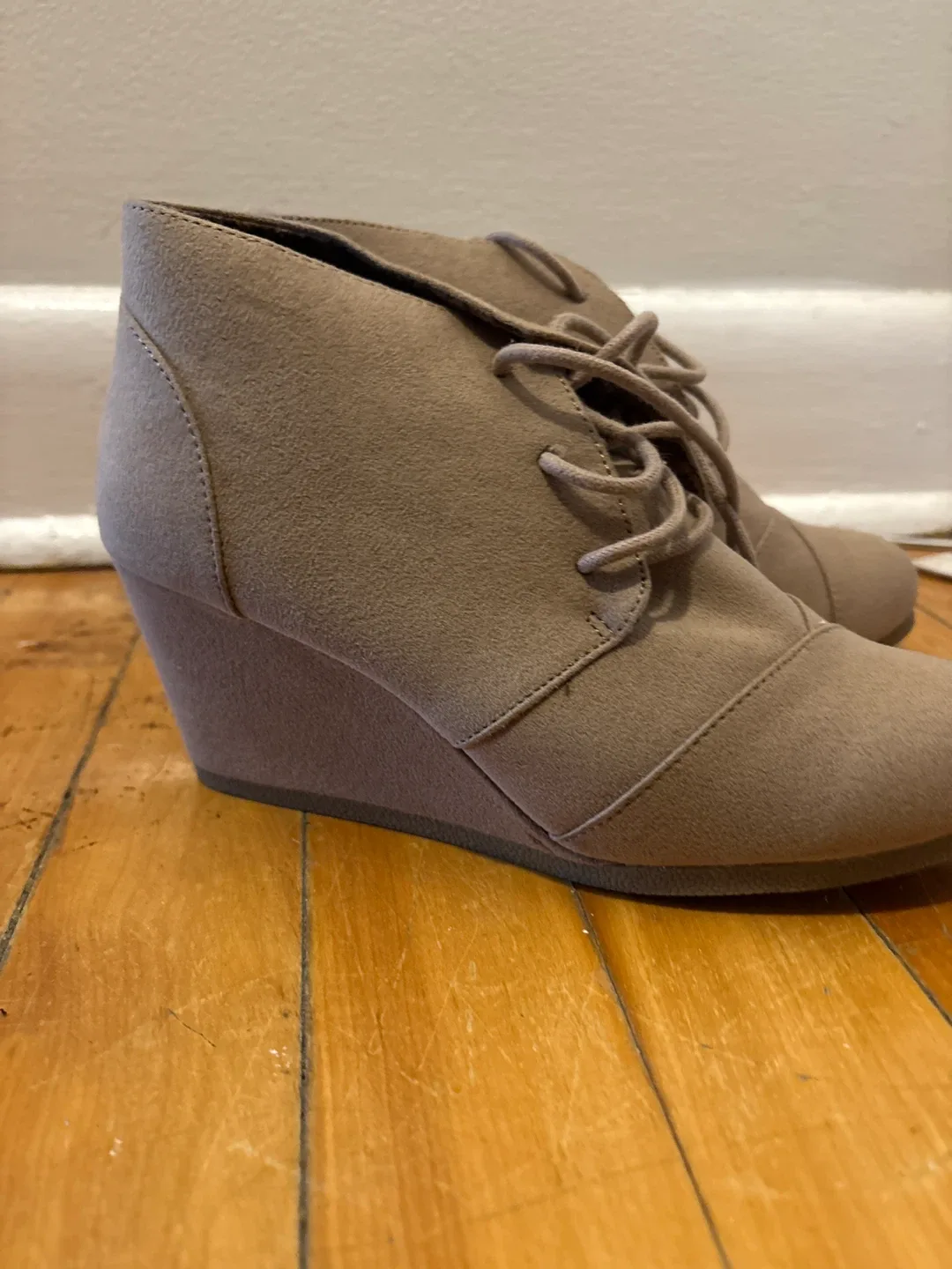 Boot light brown- Size 8 image indicator(2)