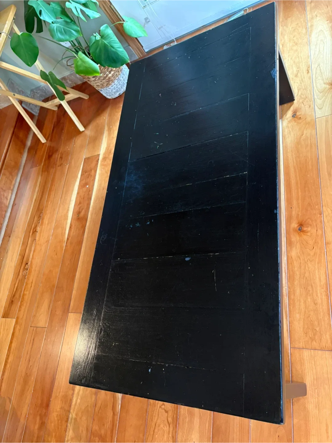 Black Coffee Table image indicator(2)