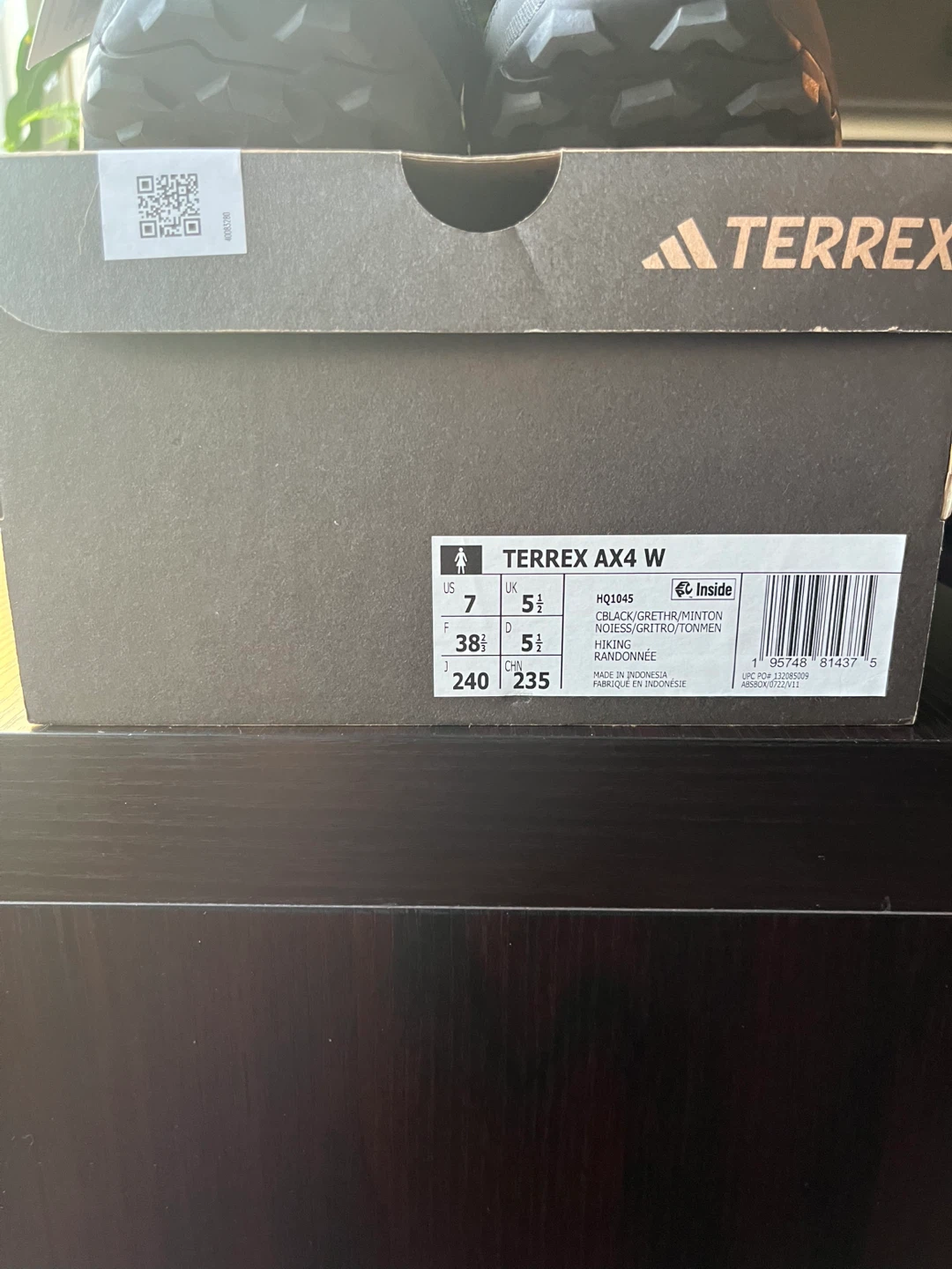 BRAND NEW Adidas AX4 hiking shoes. - photo 4