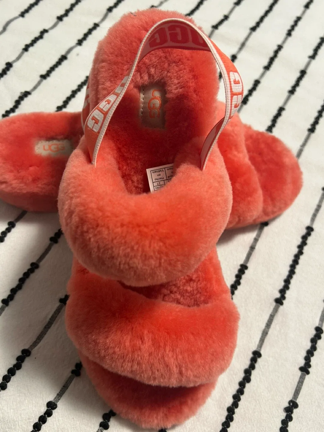 UGG Oh Yeah Coral Slides - Women's Size 8 image indicator(5)