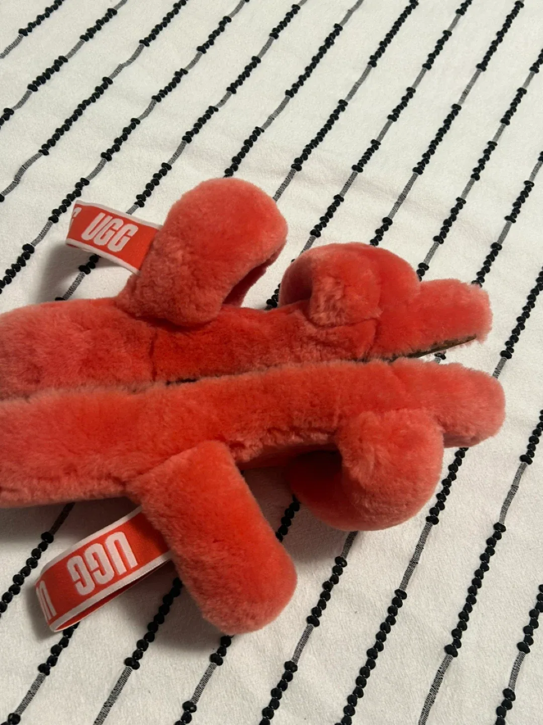 UGG Oh Yeah Coral Slides - Women's Size 8 image indicator(6)