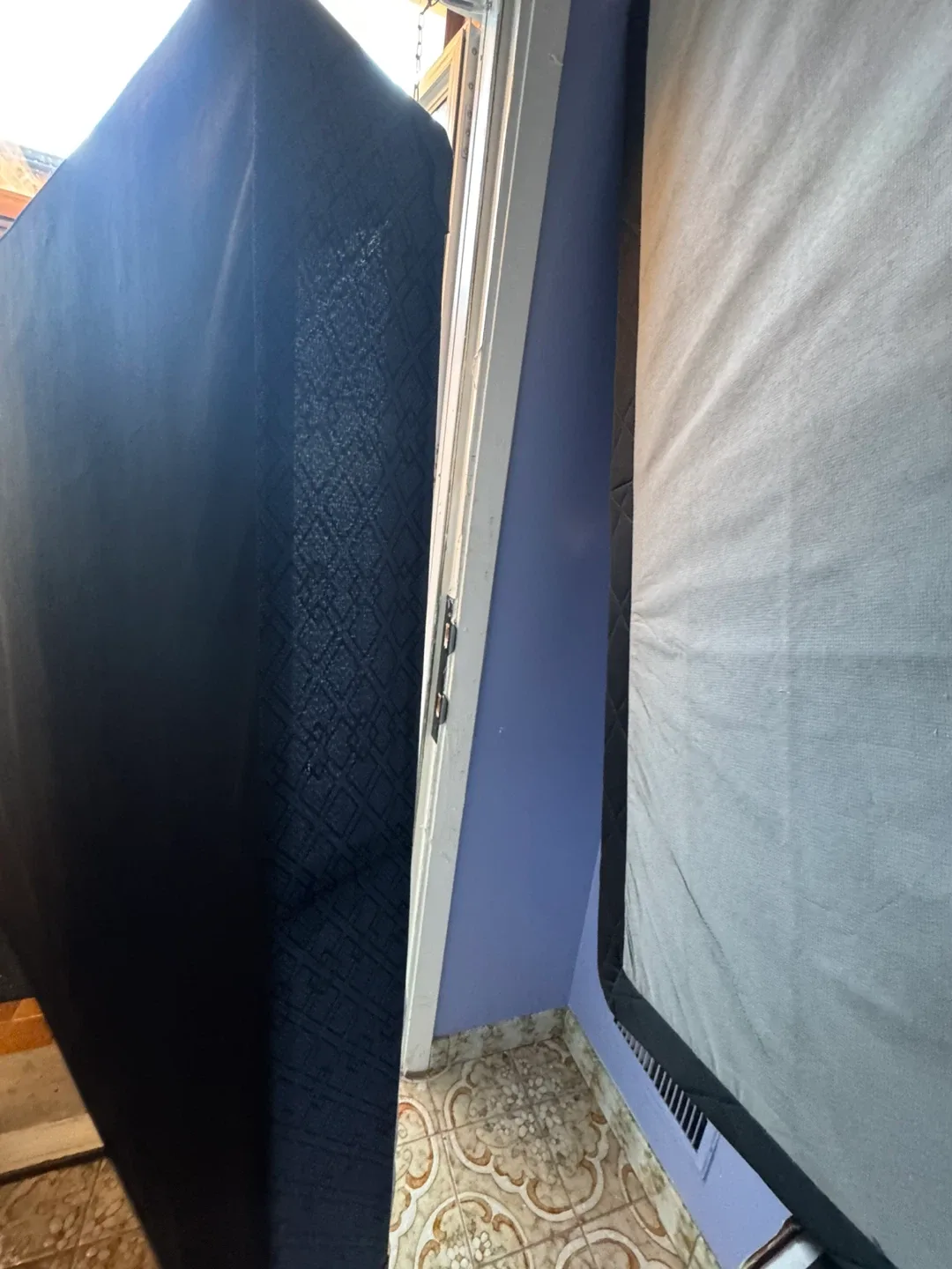 Two Queen size box springs image indicator(4)