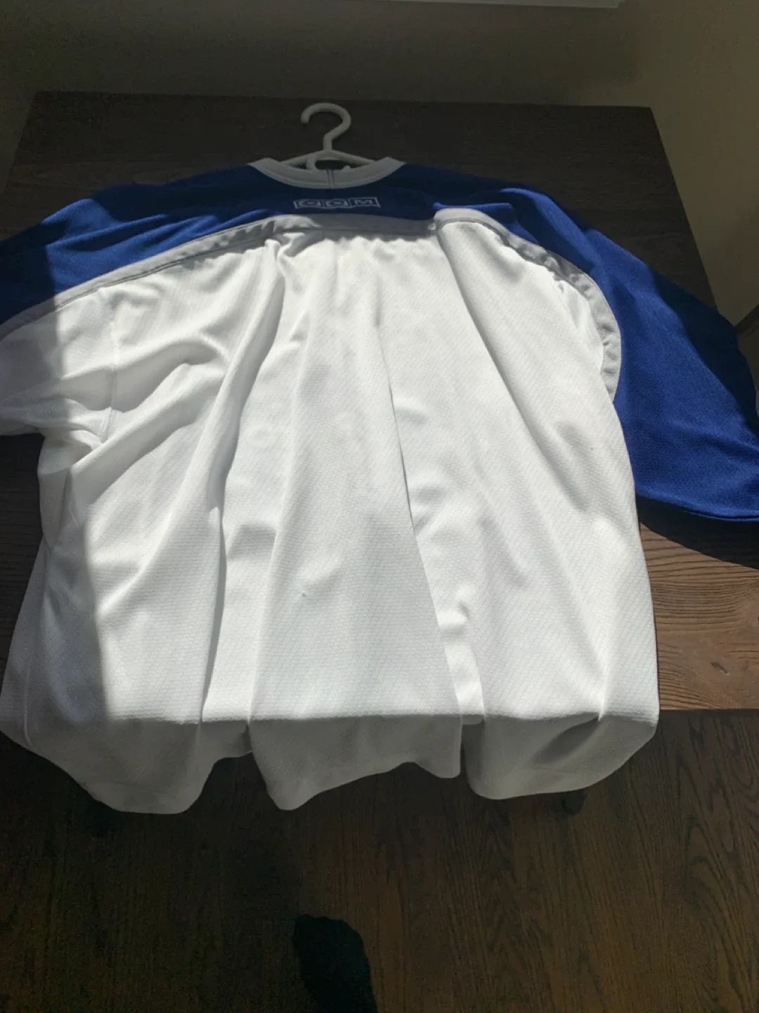 CCM Toronto Maple Leafs Jersey - Adult XL image indicator(4)