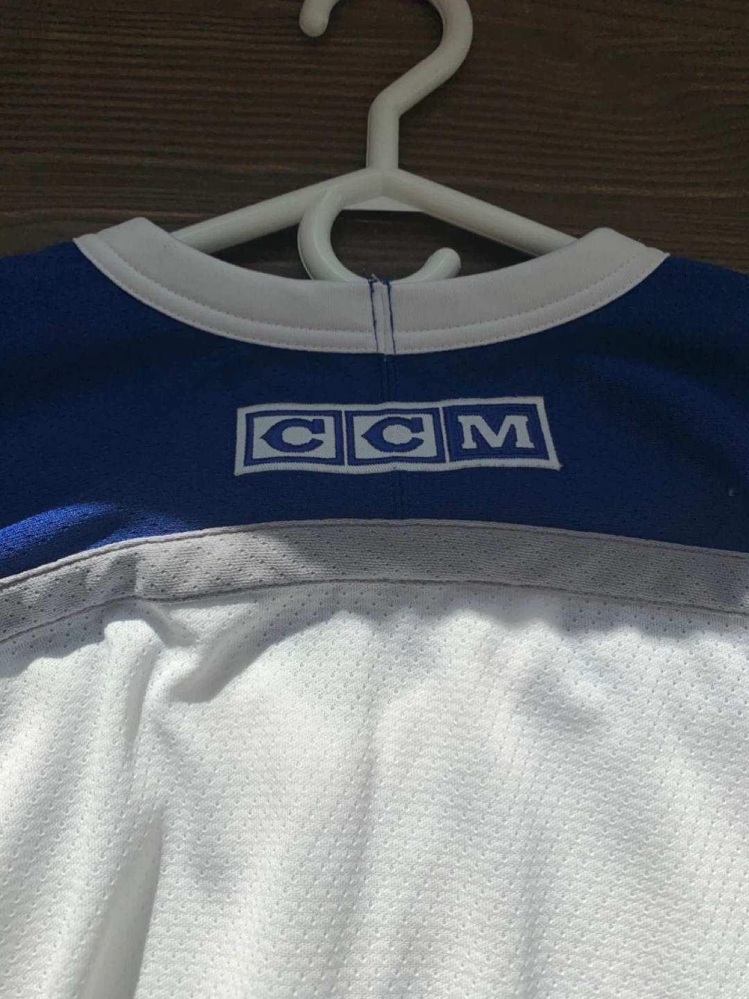 CCM Toronto Maple Leafs Jersey - Adult XL - photo 3