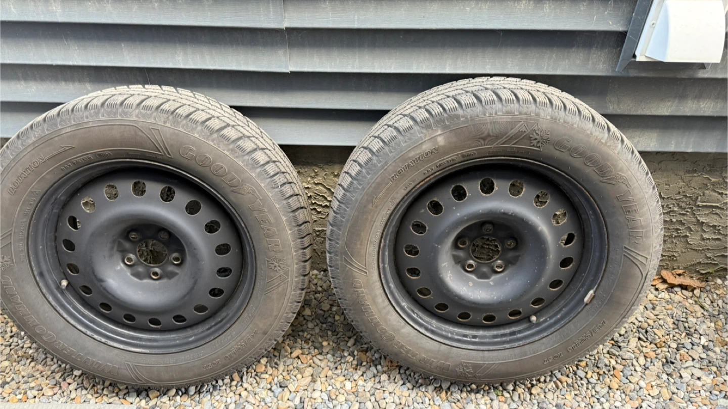 Goodyear Winter Tires on Rims - 245/60R18 - photo 2