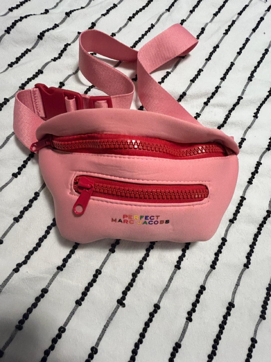 Marc Jacobs Perfect Pink Belt Bag - photo 3