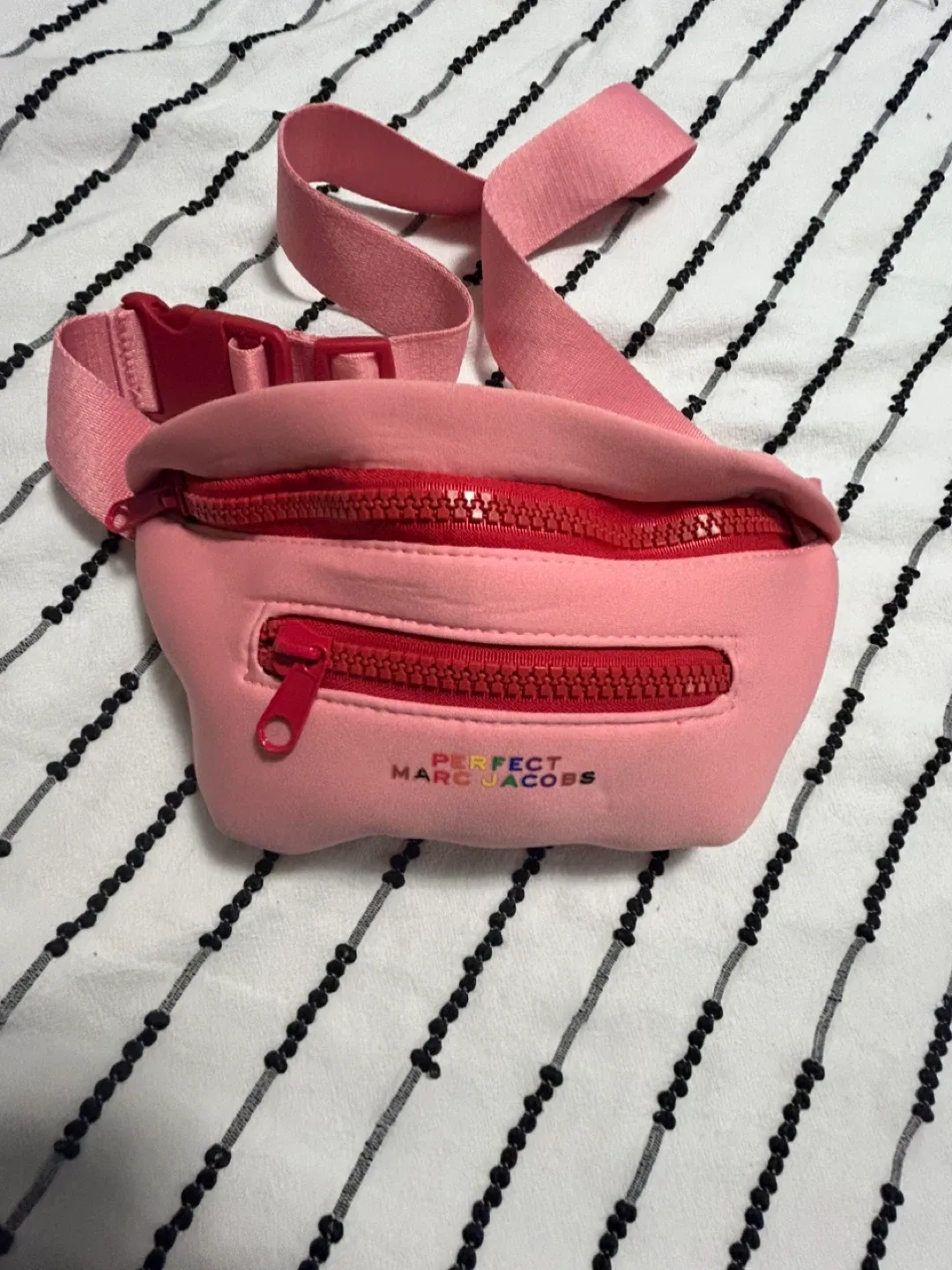 Marc Jacobs Perfect Pink Belt Bag image indicator(3)