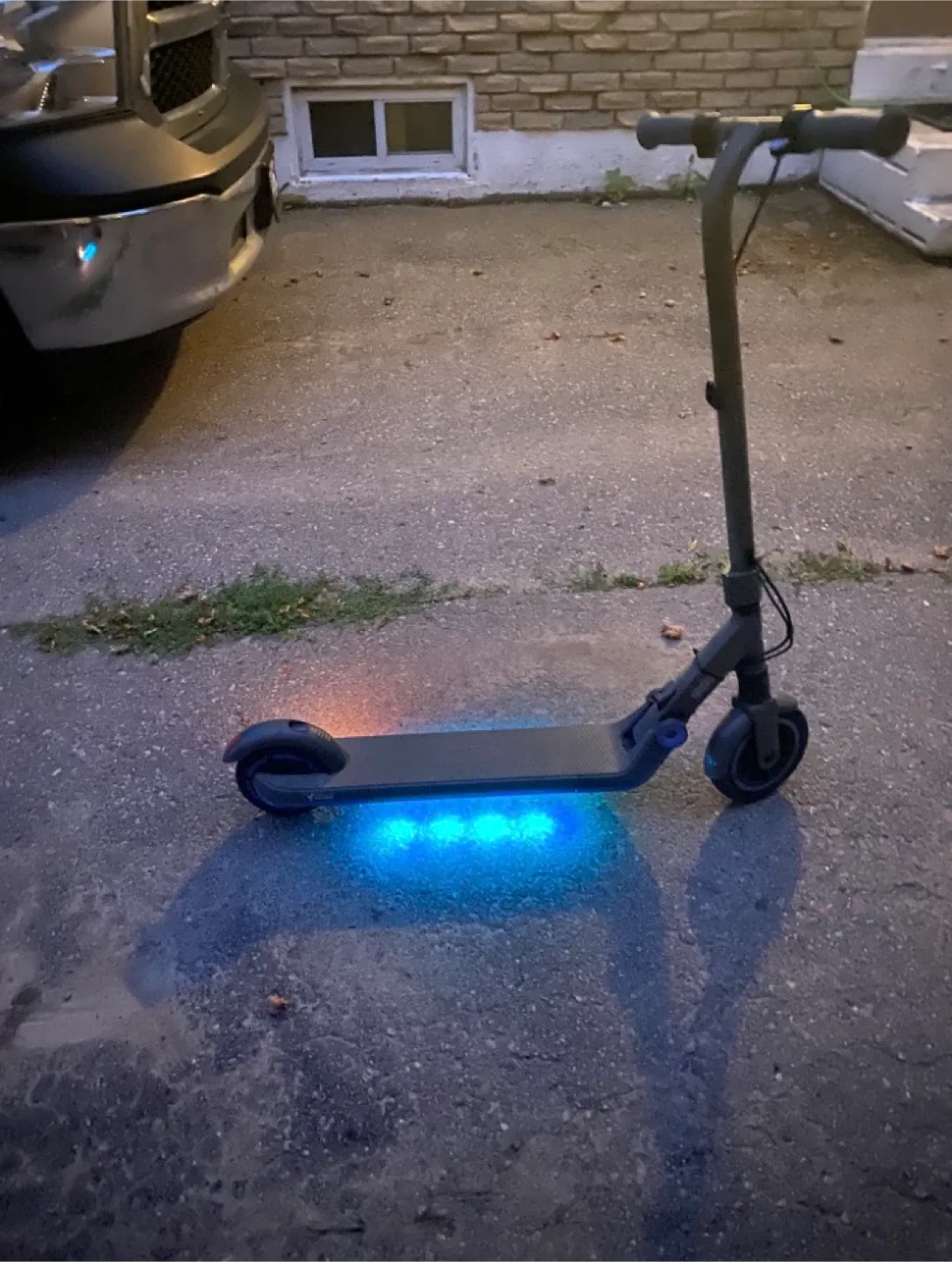 Ninebot Segway Electric Scooter E10 image indicator(6)