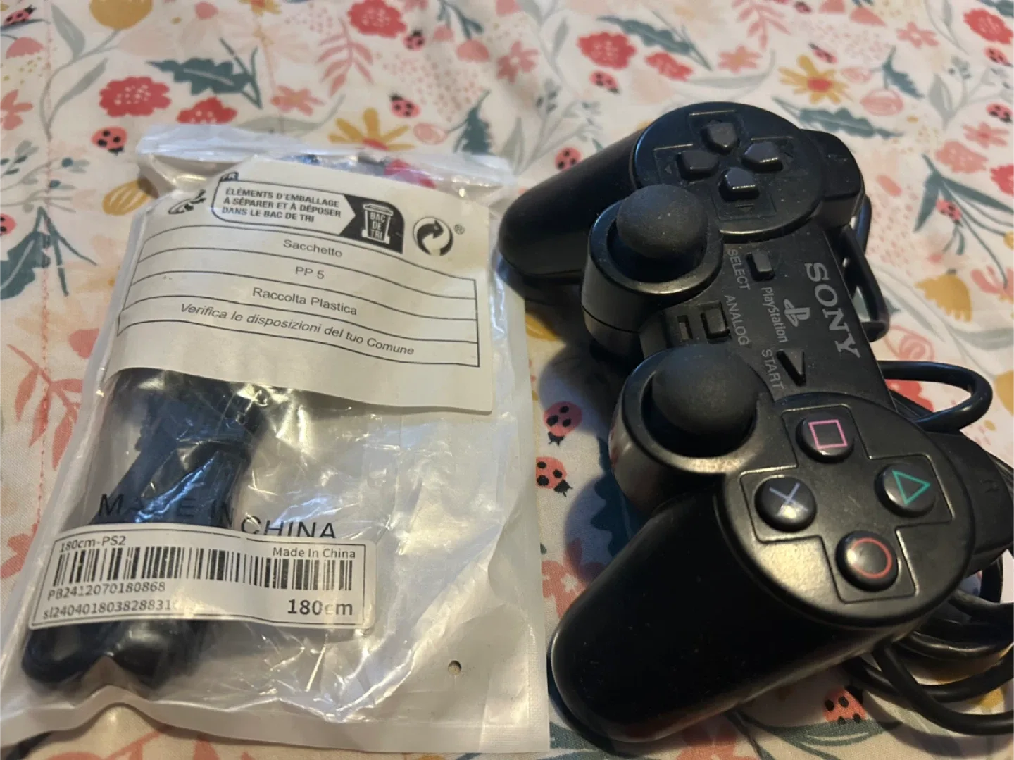 PlayStation 2 Games & Controller image indicator(2)