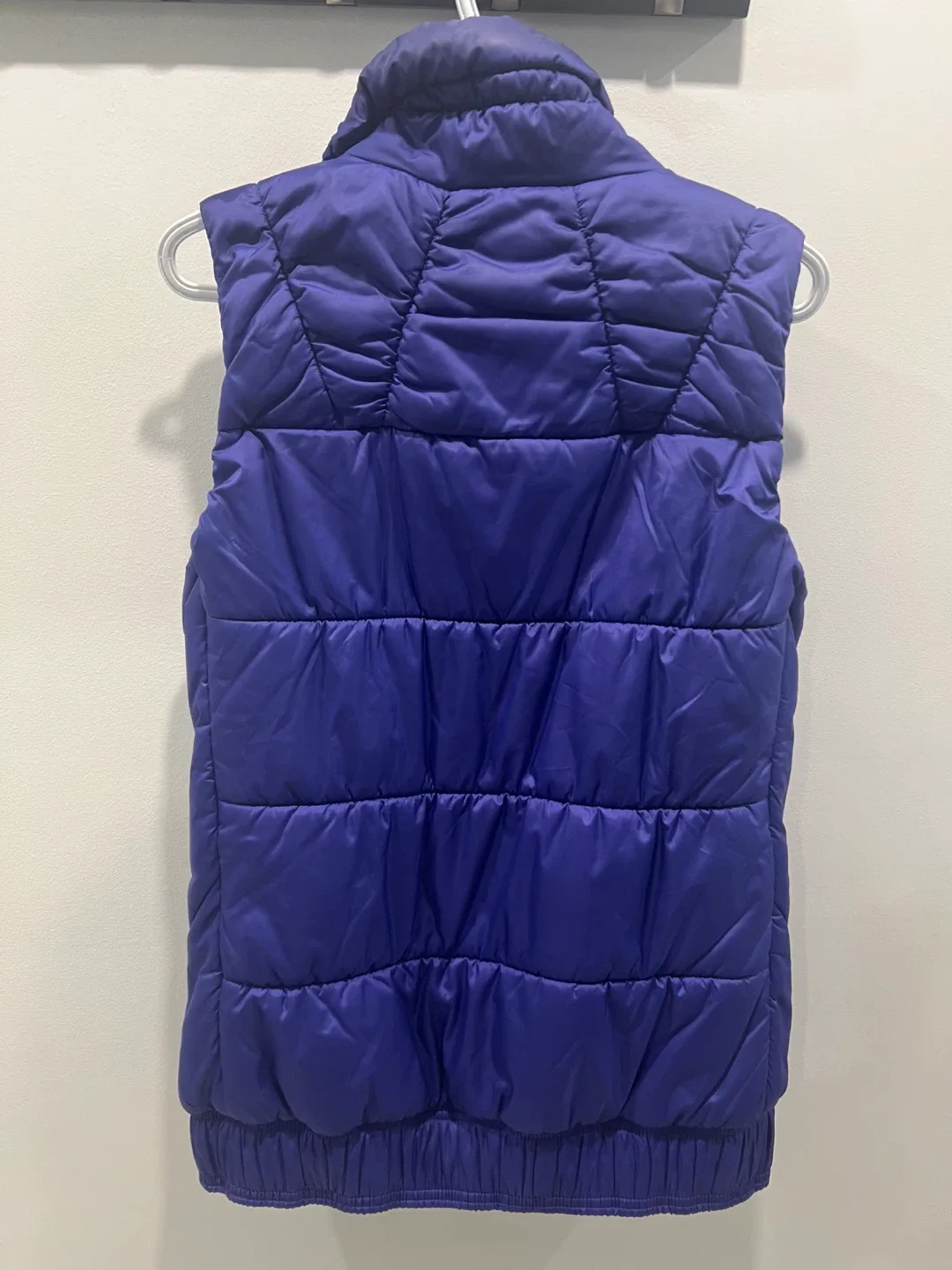 Adidas Purple Puffer Vest Size S image indicator(2)