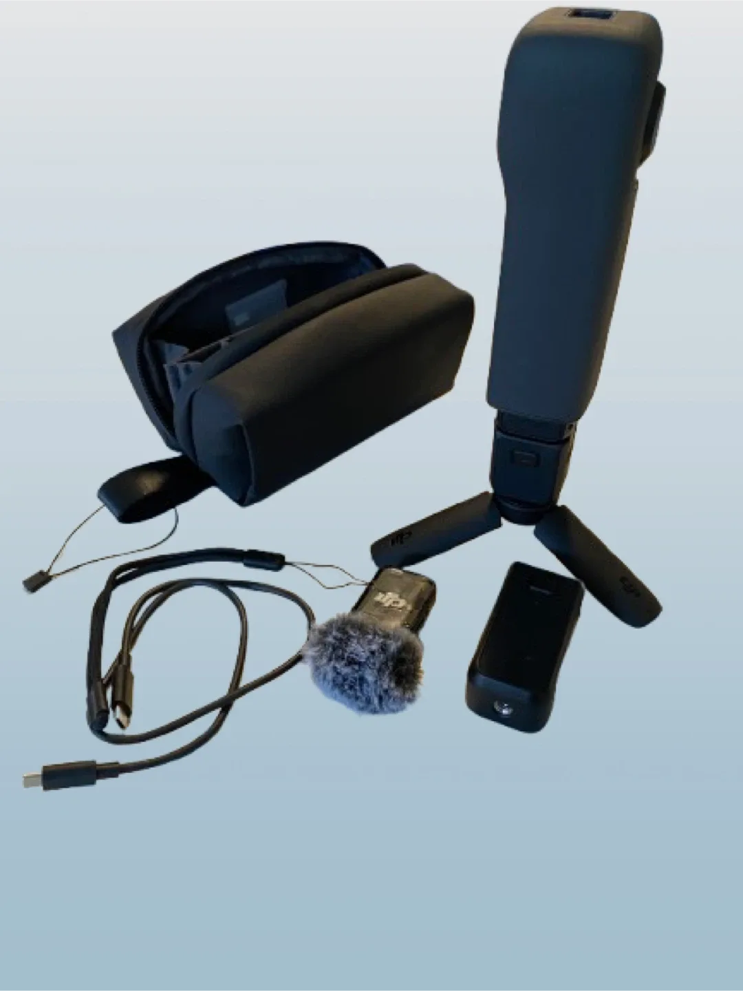 DJI Osmo Pocket Camera with Accessories & Case image indicator(2)