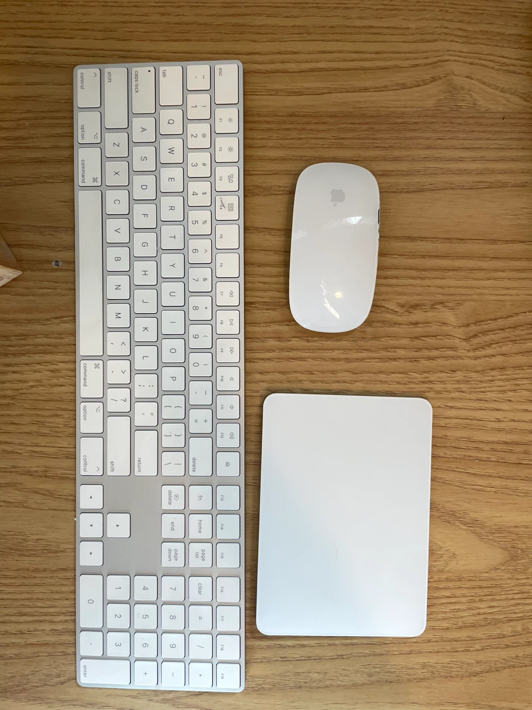 apple magic mouse, keyb and trackpad