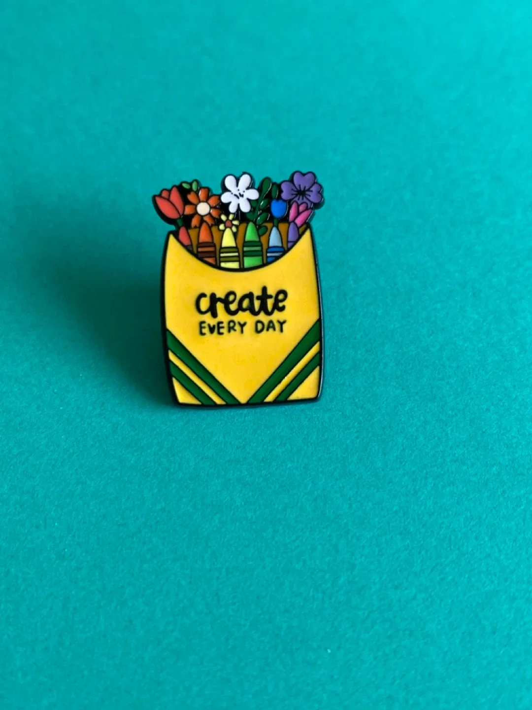 Charming collection inspired by art! image indicator(2)