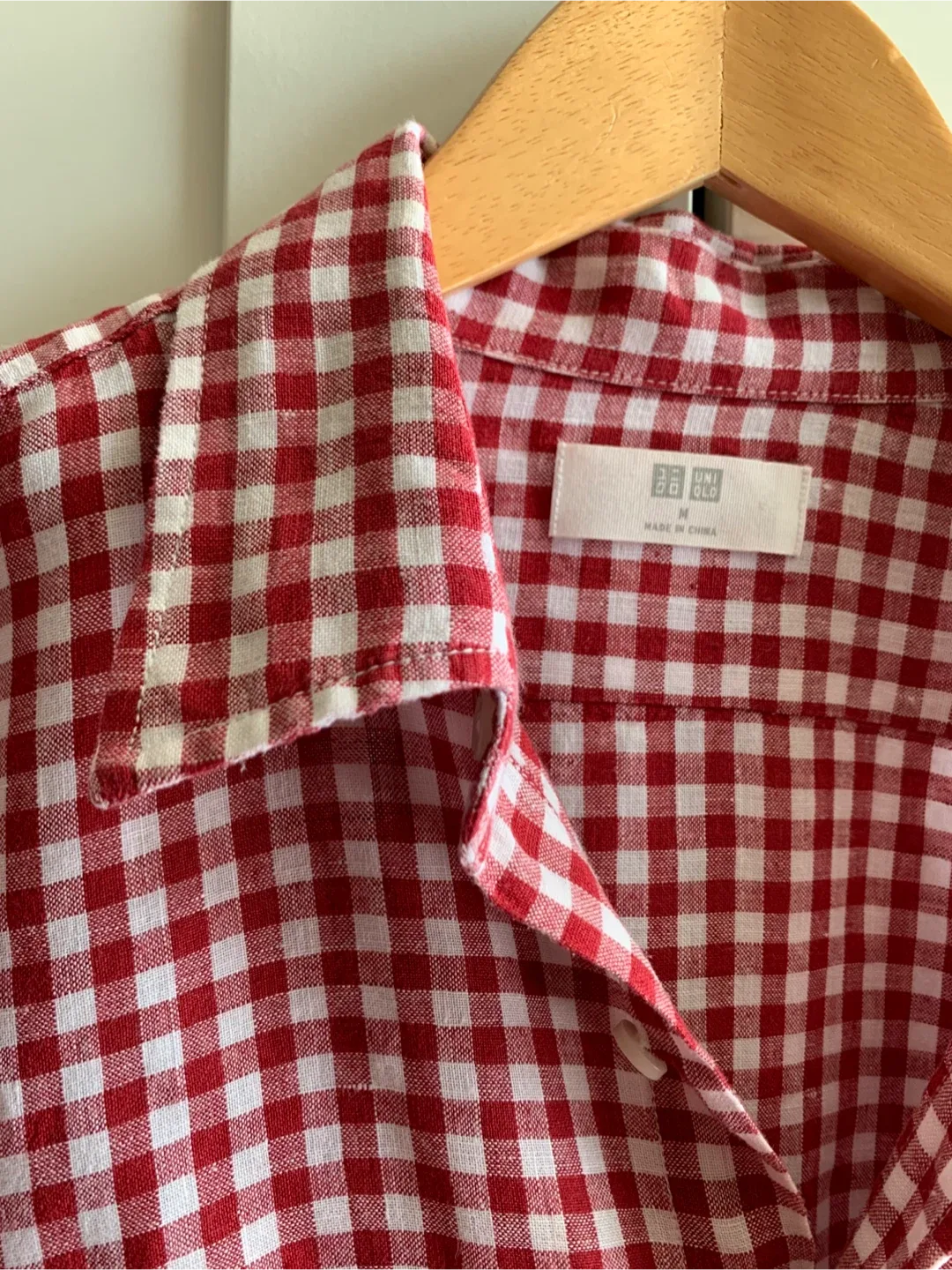 Uniqlo 100% Hemp Men’s Shirt - Size M image indicator(3)