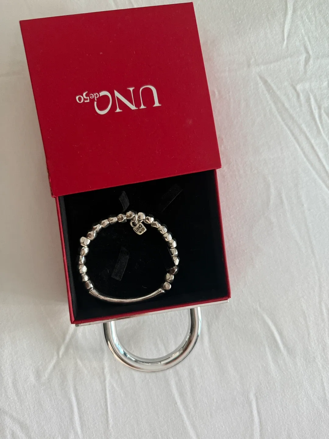UNOde50 Silver Beaded Bangle Bracelet with Box thumbnail