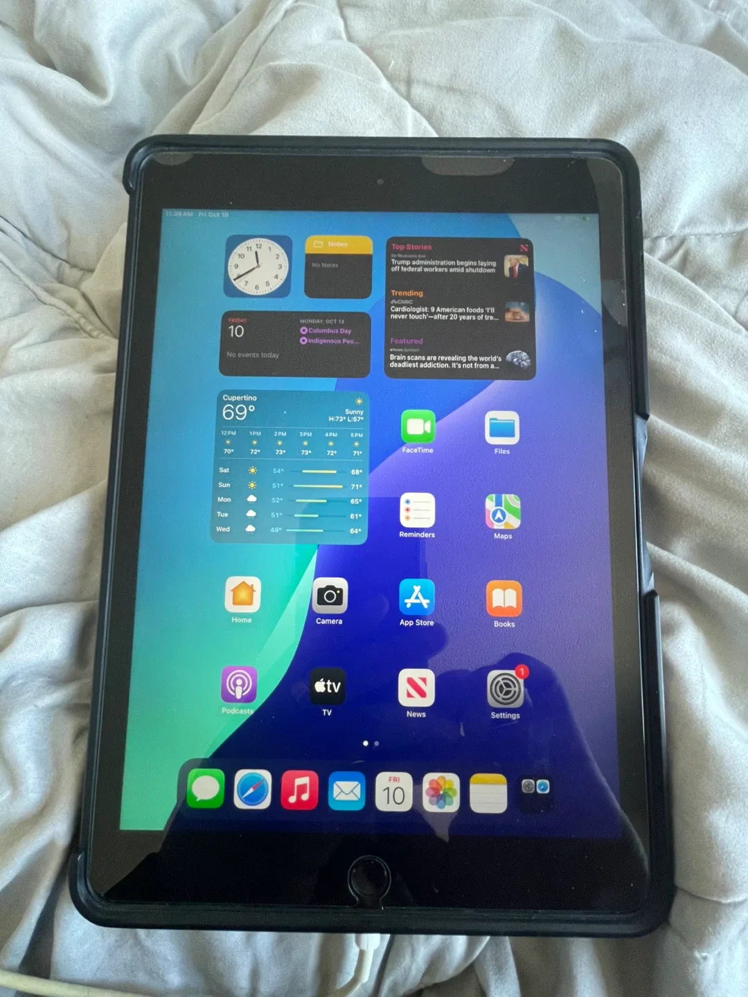 iPad 7 128GB image indicator(3)