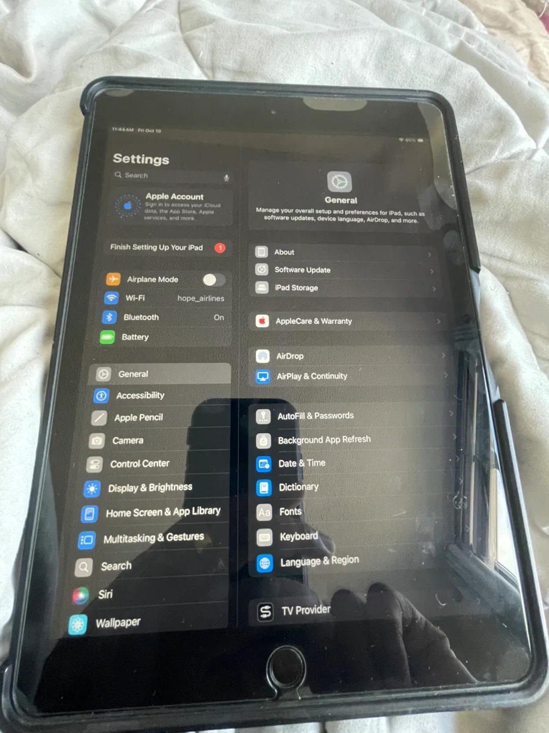 iPad 7 128GB image indicator(2)