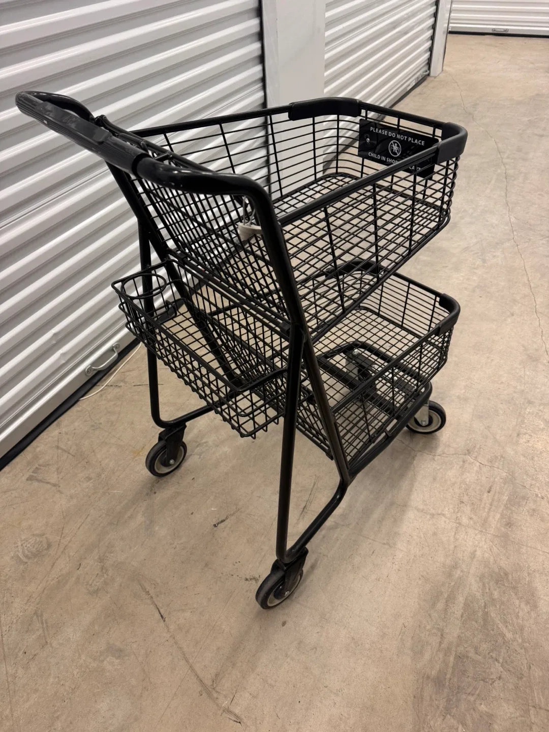 Rolling 2-Tier Shopping Carts thumbnail