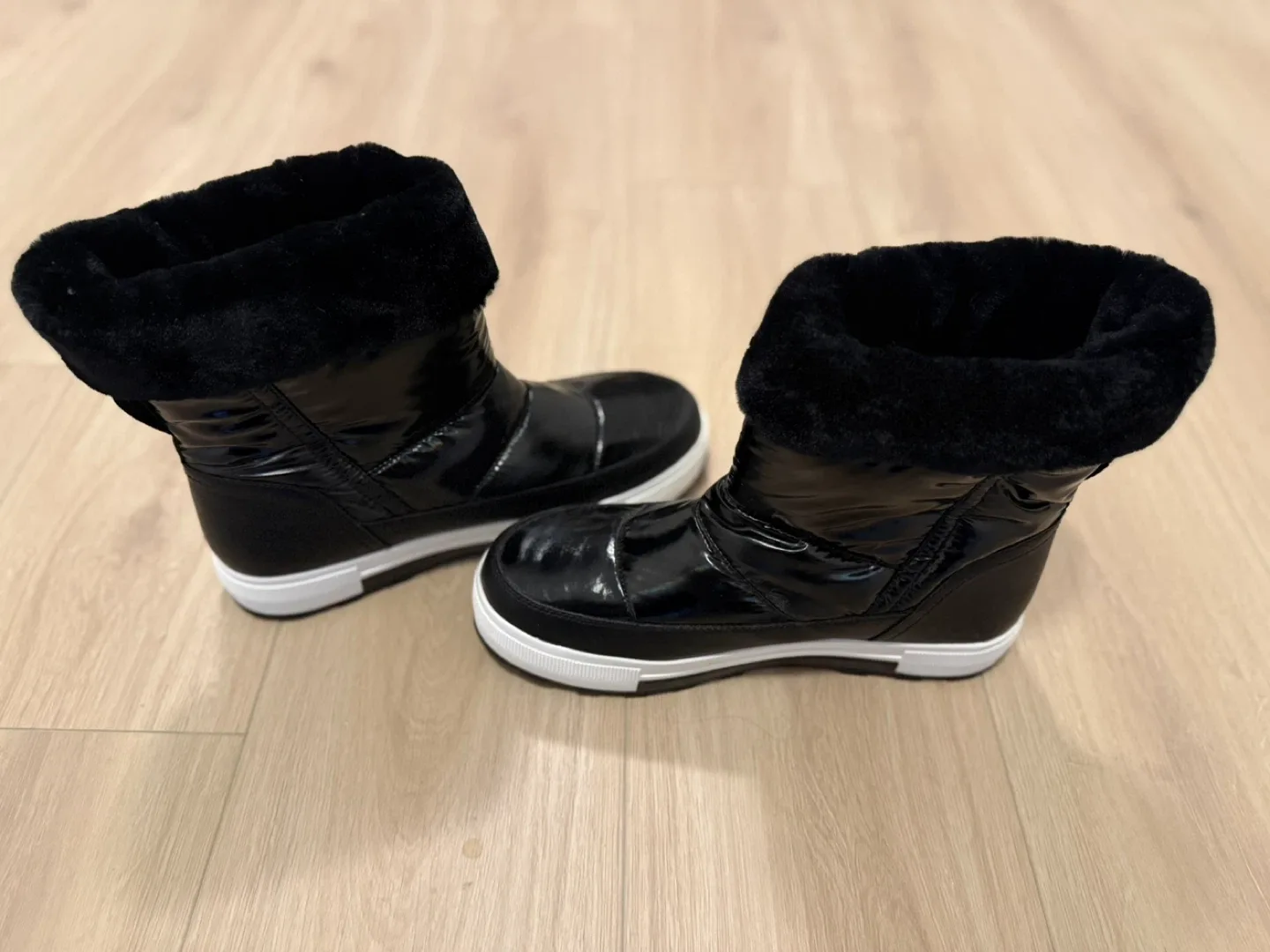 Cougar Black Waterproof Winter Boots image indicator(6)