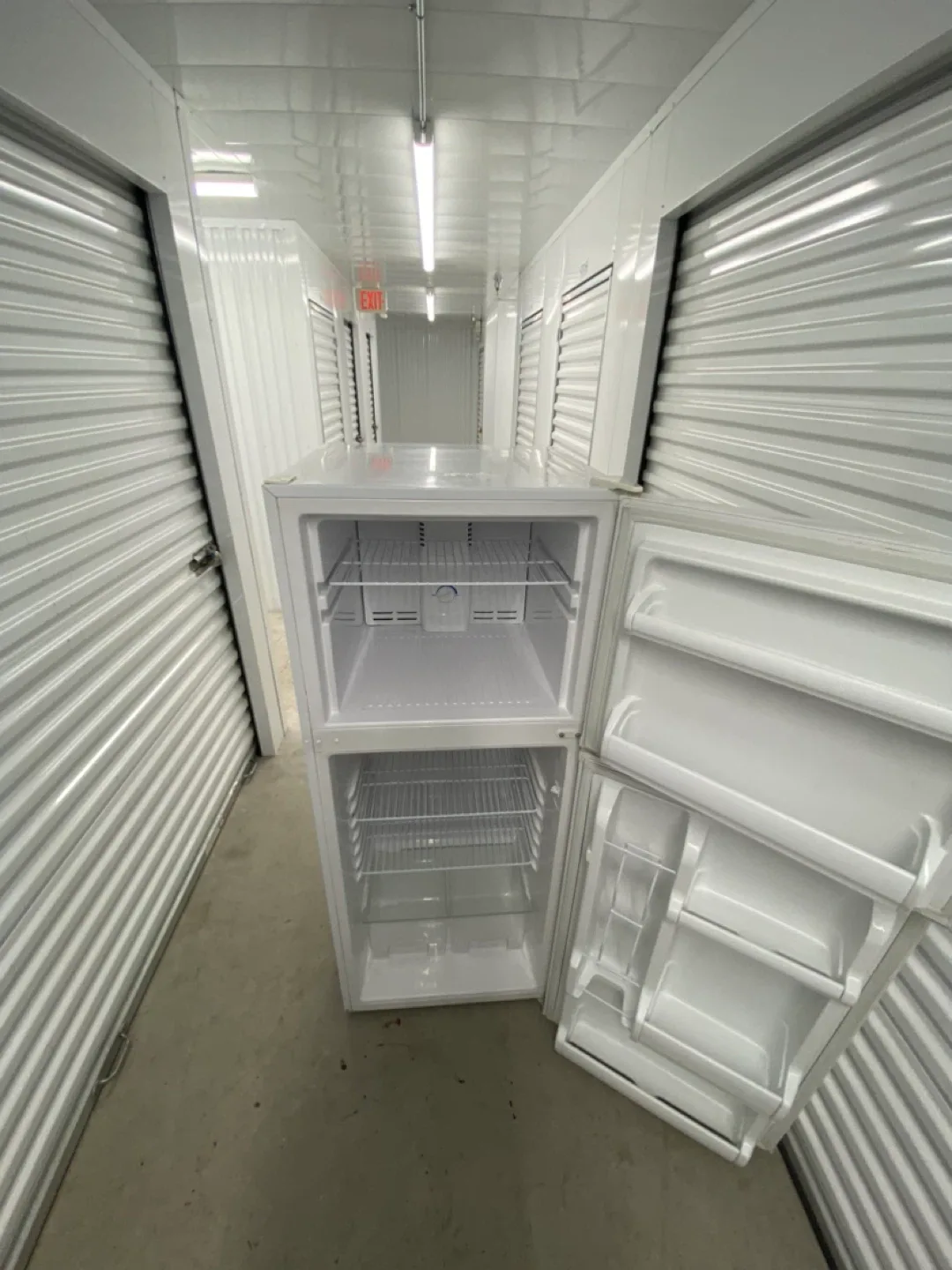 Whirlpool White Fridge 24 inch image indicator(4)