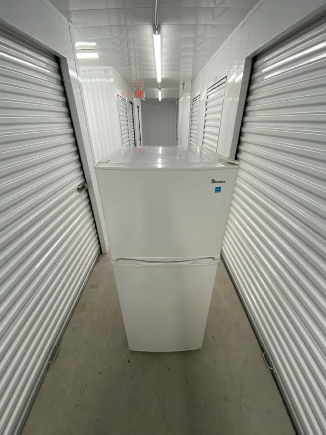 Whirlpool White Fridge 24 inch image indicator(10)