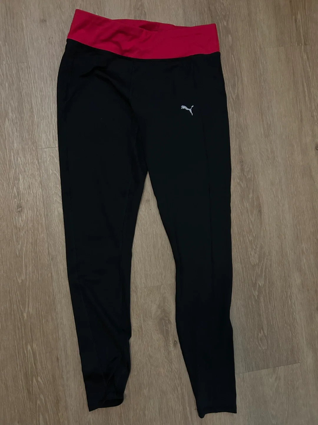 Puma Black & Pink Athletic Leggings thumbnail