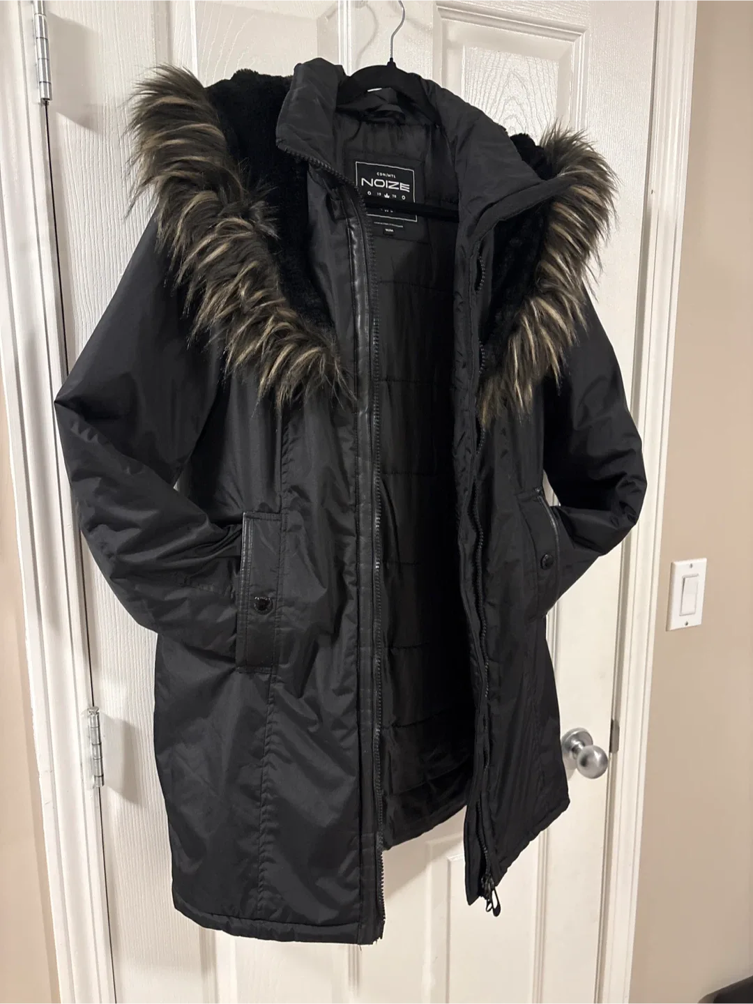 Noize Black Winter Coat - Size M/M image indicator(9)