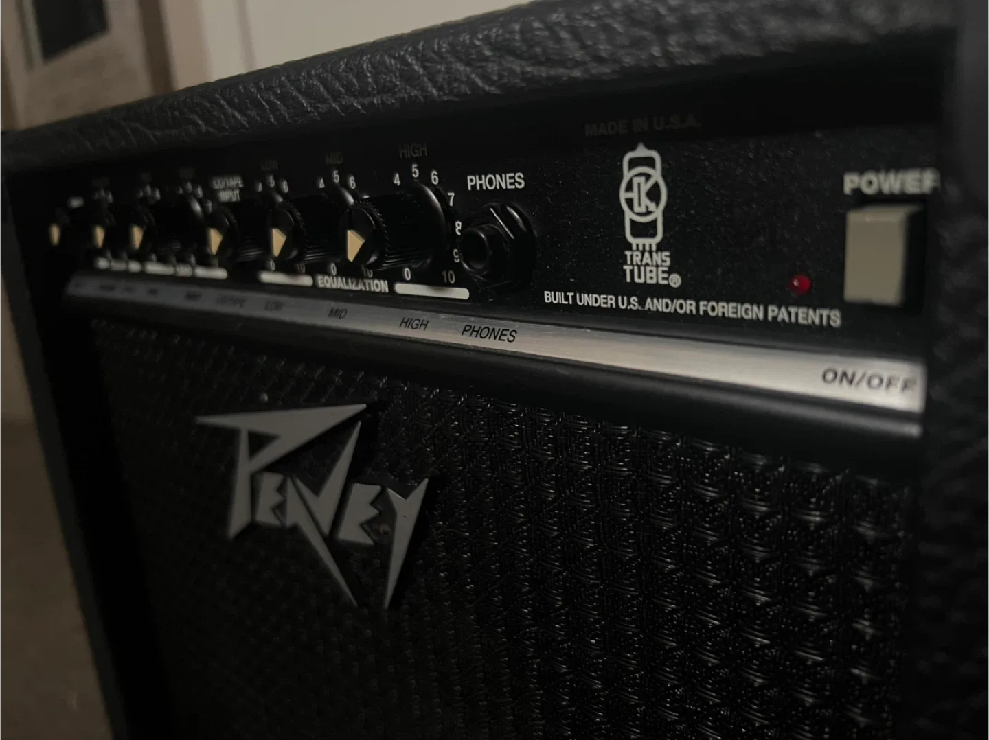 Peavey Rage 158 Transtube Guitar Amplifier image indicator(3)