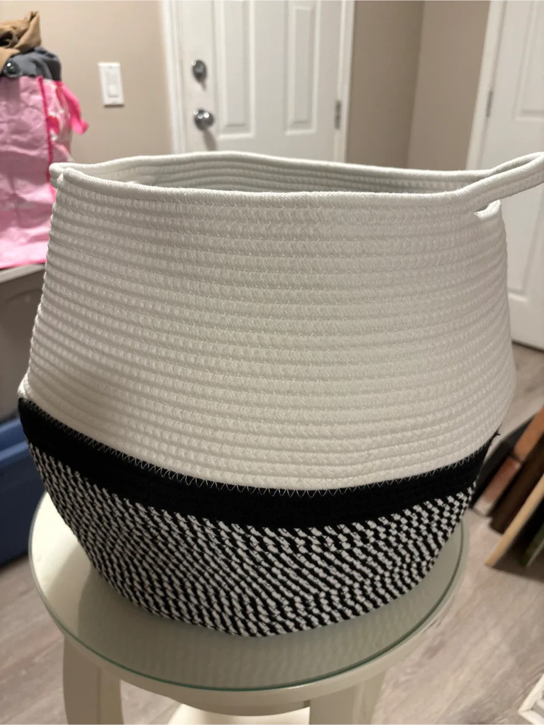 Rope Basket - White & Black image indicator(4)