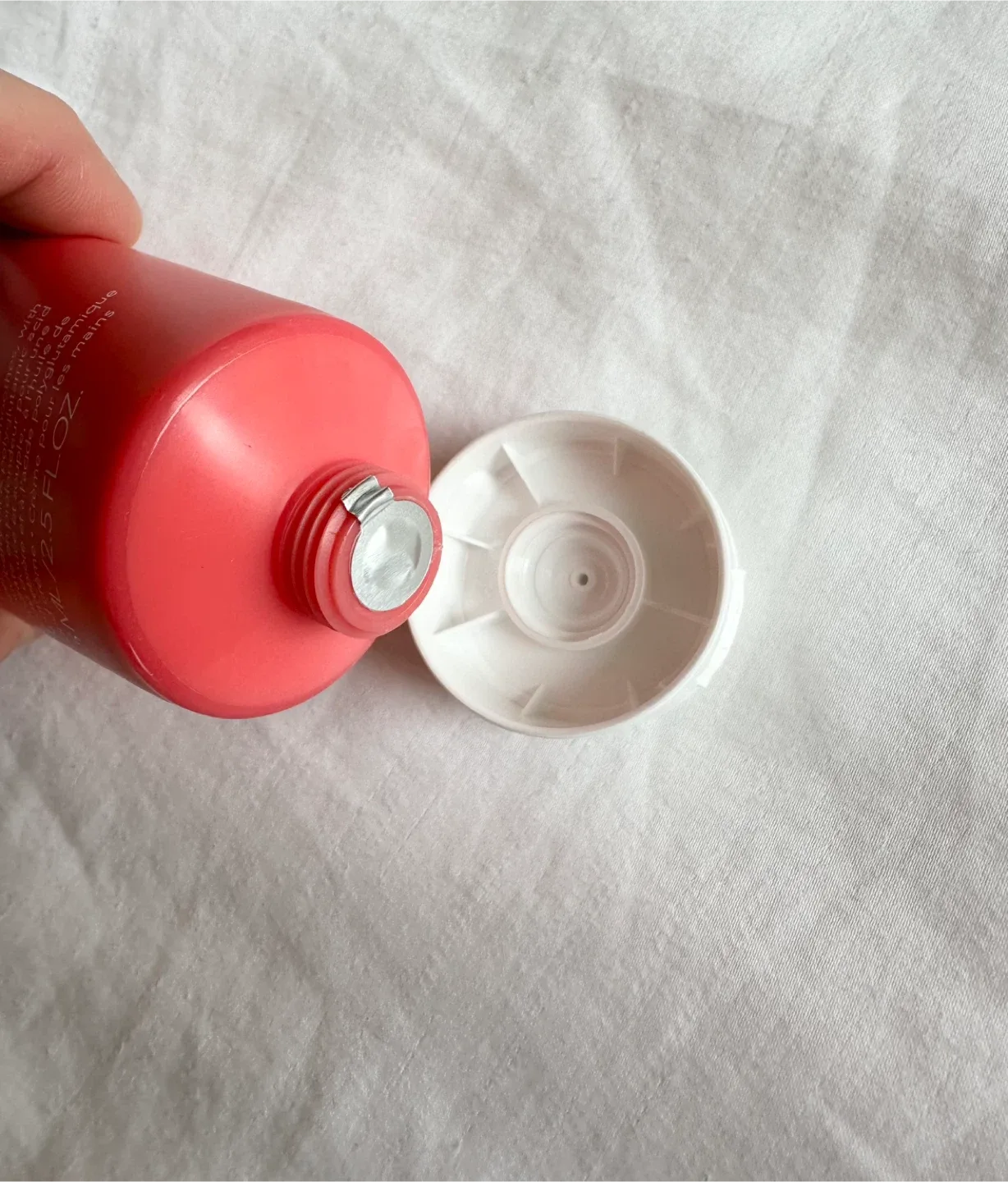 New Ole Henriksen Stay in Touch Restorative Hand Creme (75ml) image indicator(5)