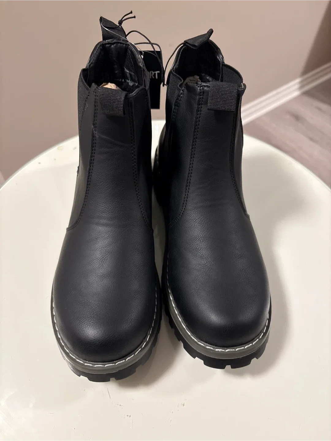 New Black Chelsea Boots - Size 9 image indicator(3)