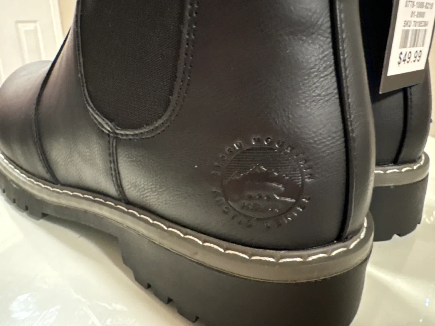 New Black Chelsea Boots - Size 9 image indicator(6)