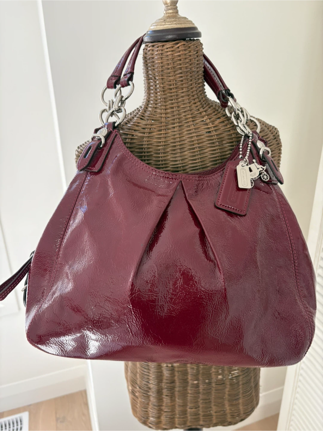 COACH MIA F1073-15734 Blood Red Patent Leather Shoulder Bag - photo 2