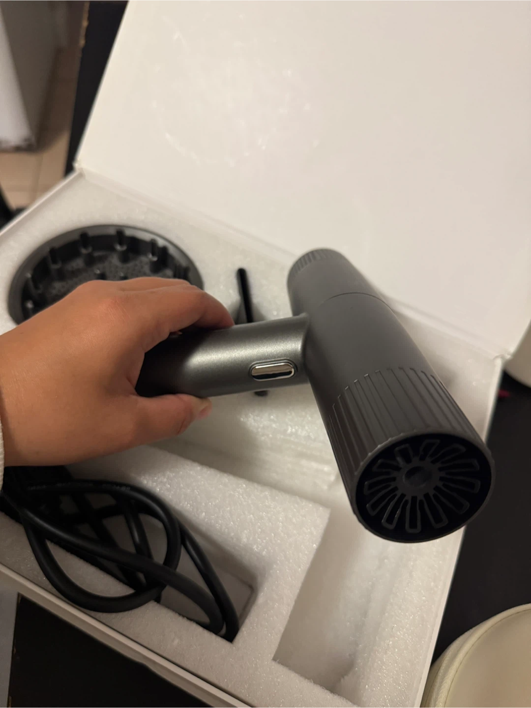 Hair dryer - no brand - photo 2