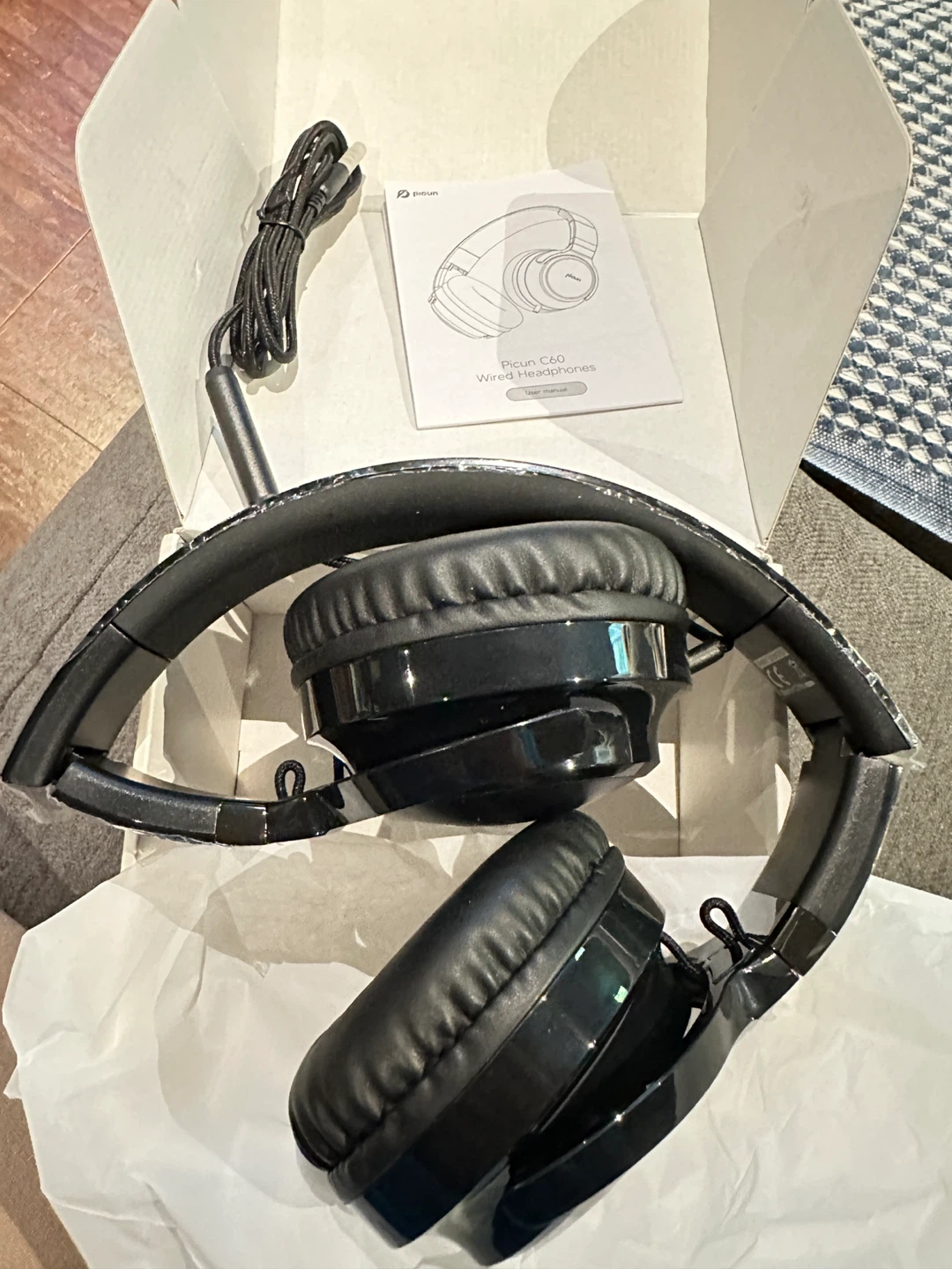 Picun C60 Wired Headphones - New!