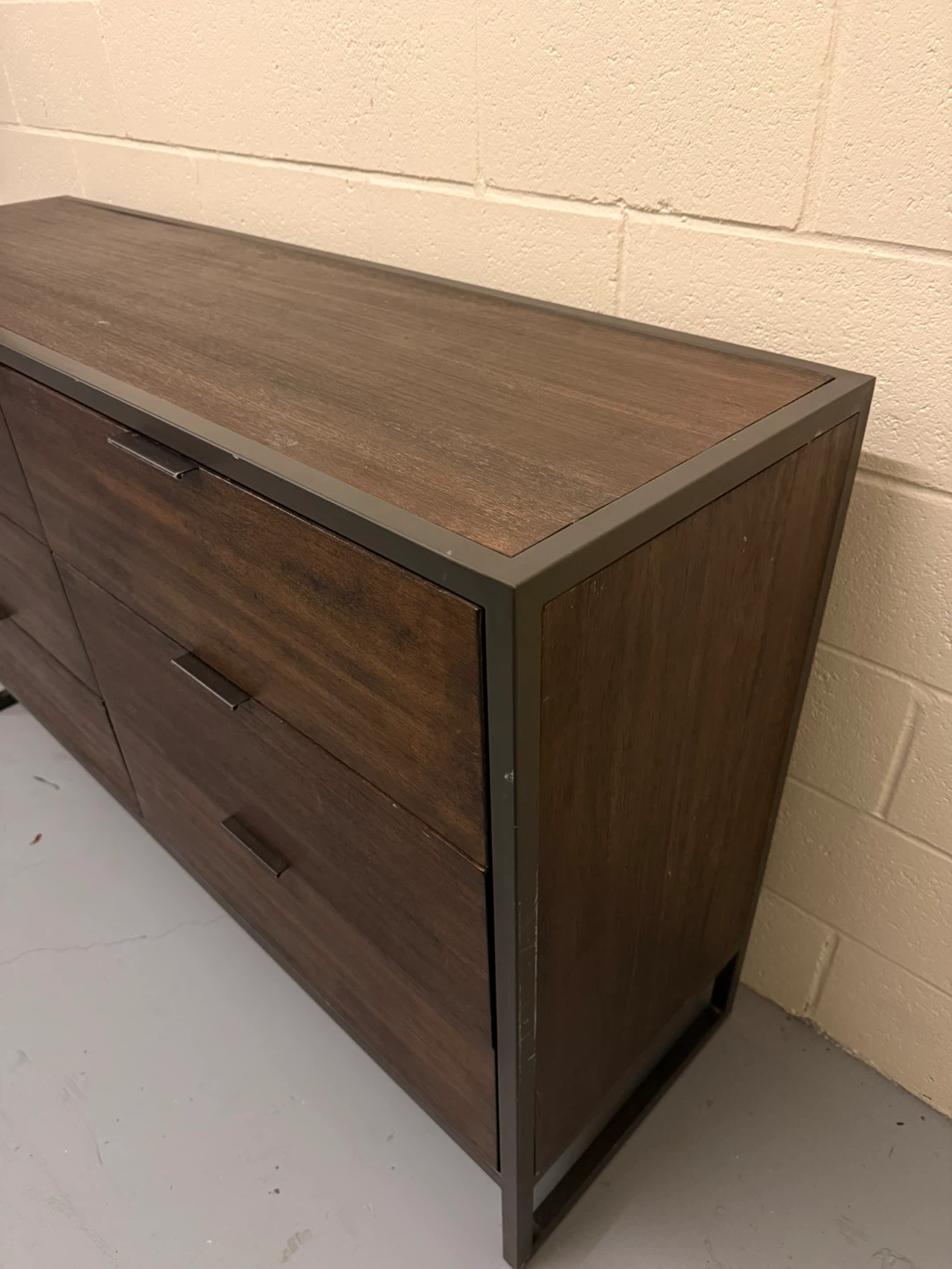 Brown Wooden 6-Drawer Dresser - photo 2