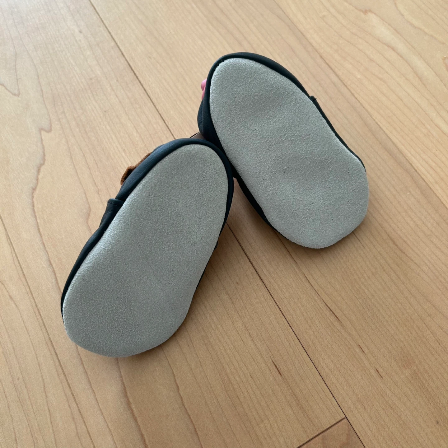 Baby leather booties (NEW) - 0-6 months - photo 5