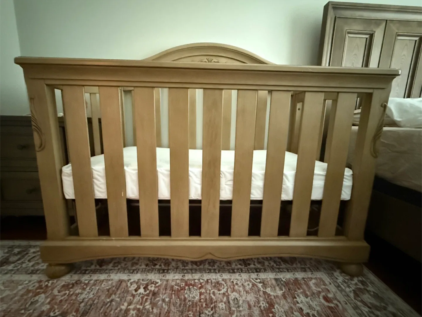 Convertible Baby Crib image indicator(3)