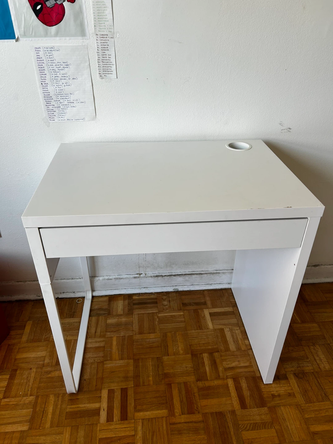 IKEA Micke White Desk Black Chair - photo 2
