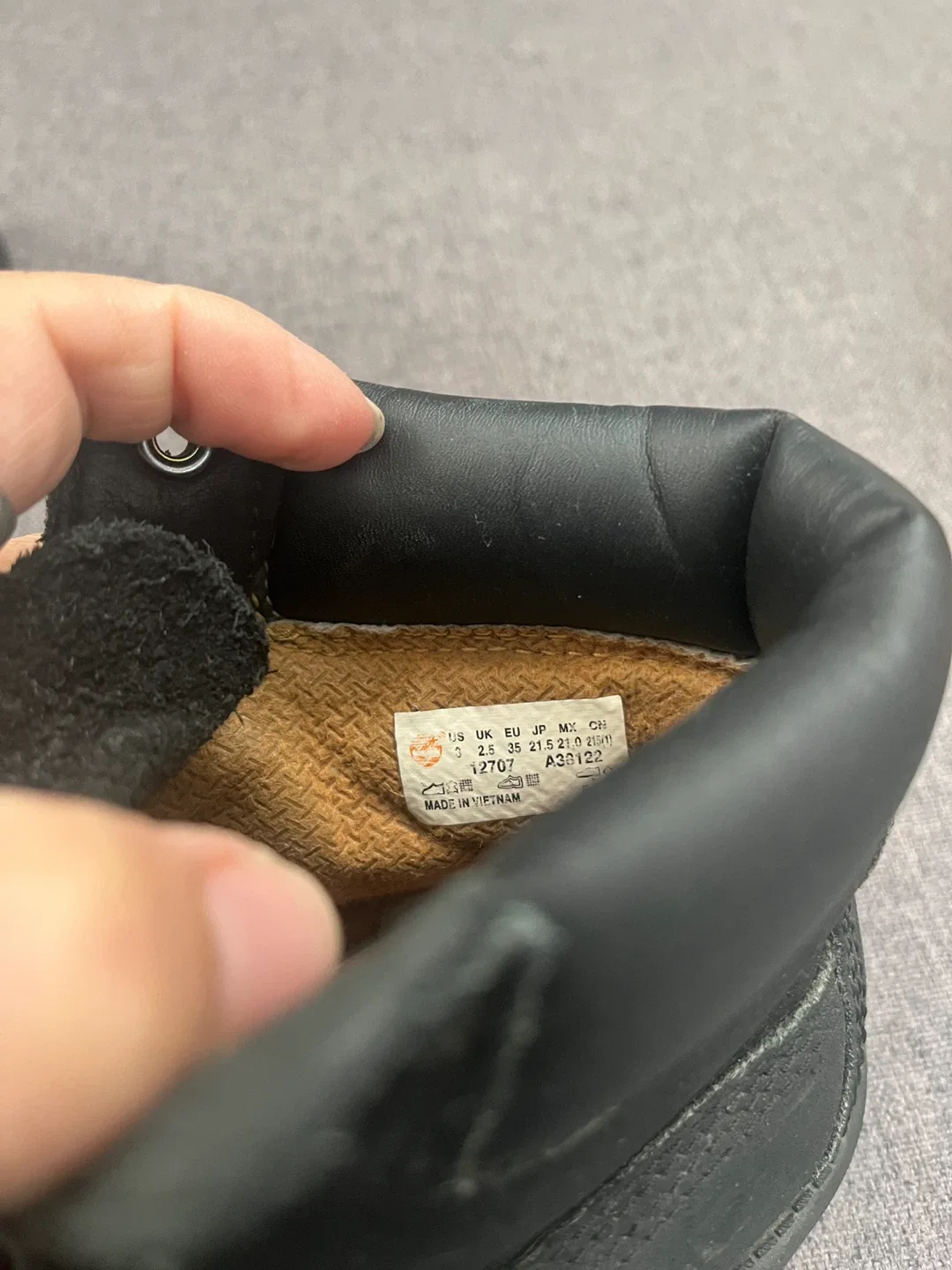 Timberland Black Boots Size US3 image indicator(2)