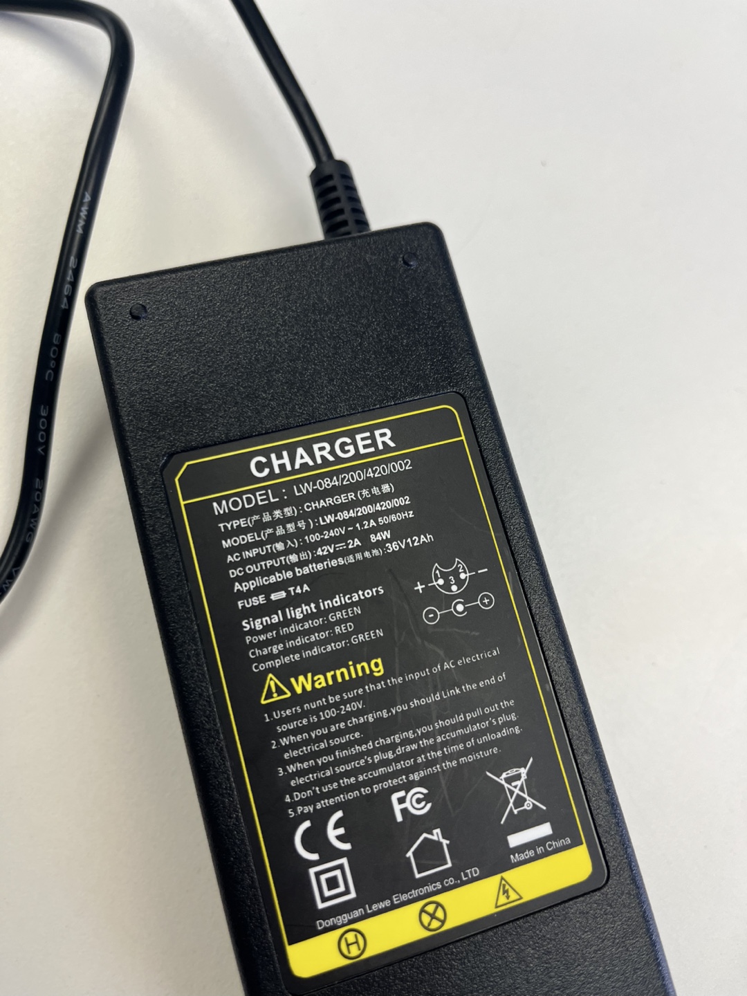 42V 2A Scooter Charger for 36V 10S Lithium Battery, Pinkind 36V - photo 3