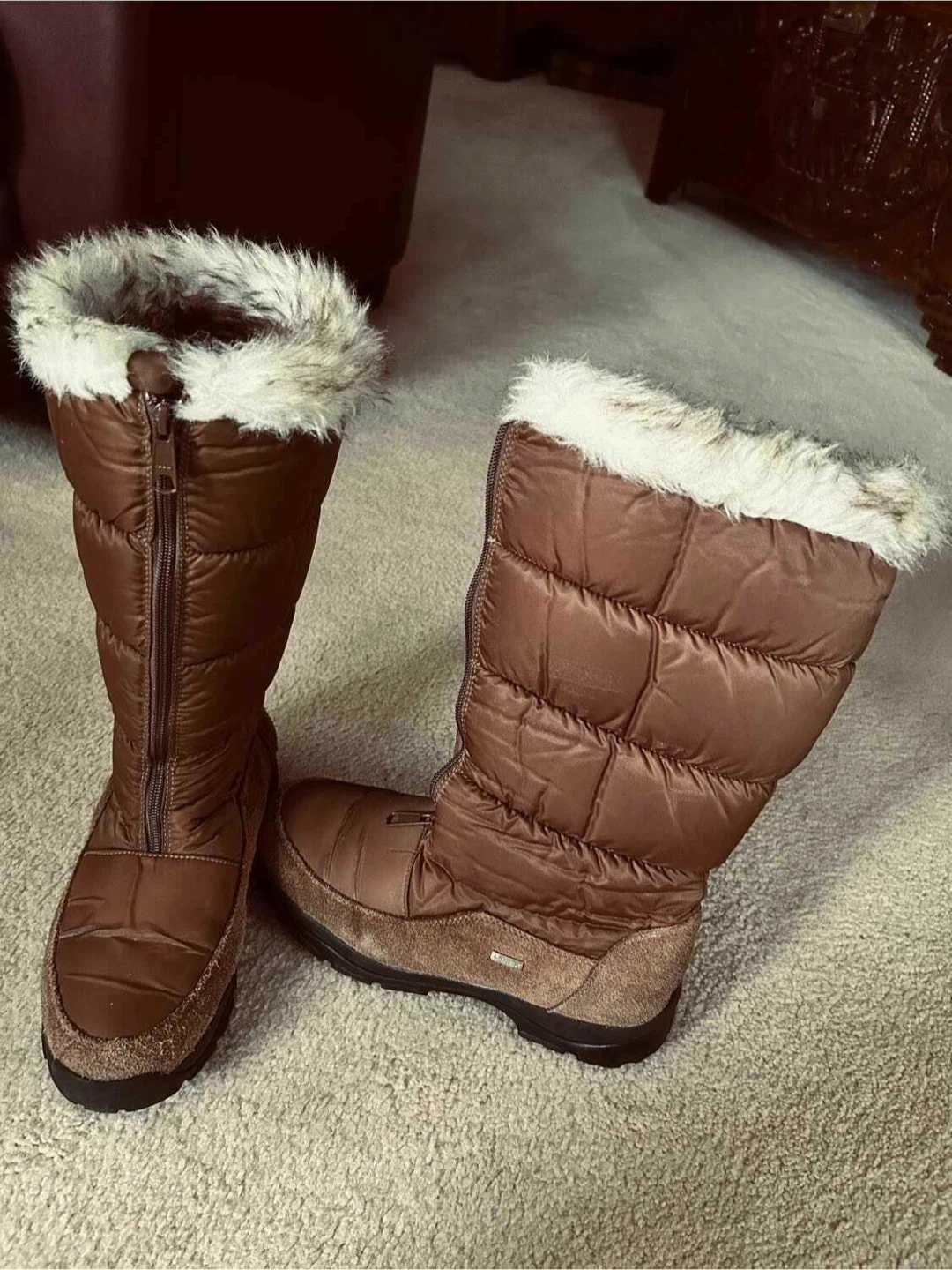 Brown Winter Boots: warm, cosy with good traction